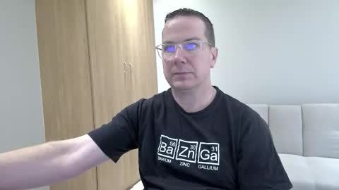 Snapshot of brettdj chatting on November 2025 12:44:02 PM Brett online show from November 2025 12:44:02 PM