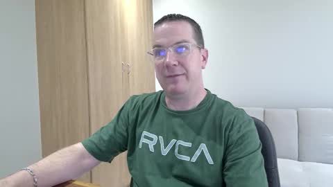 Snapshot of brettdj chatting on December 2025 12:12:02 PM Brett online show from December 2025 12:12:02 PM