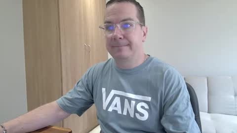 Snapshot of brettdj chatting on December 2025 07:38:02 AM Brett online show from December 2025 07:38:02 AM