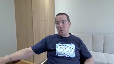 Snapshot of brettdj chatting on February 2026 01:30:02 PM Brett online show from February 2026 01:30:02 PM