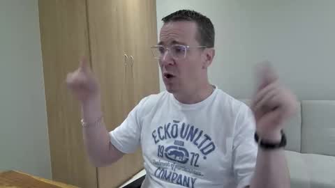 Snapshot of brettdj chatting on March 2026 02:34:01 PM Brett online show from March 2026 02:34:01 PM