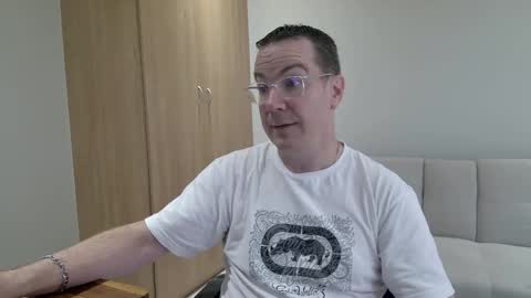 Snapshot of brettdj chatting on March 2026 11:59:01 AM Brett online show from March 2026 11:59:01 AM