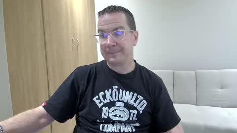 Snapshot of brettdj chatting on March 2026 01:39:01 PM Brett online show from March 2026 01:39:01 PM