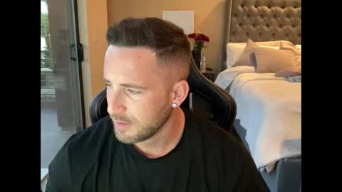 Brett Mycles online show from February 2025 01:33:01 AM