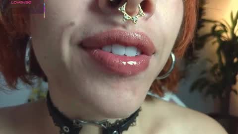 Snapshot of bri_von_dhara_ chatting on May 2026 07:04:01 PM Bri online show from May 2026 07:04:01 PM