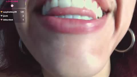 Snapshot of bri_von_dhara_ chatting on July 2026 02:34:01 PM Bri online show from July 2026 02:34:01 PM