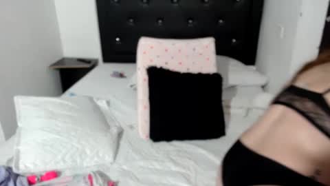 Snapshot of brianabarnes chatting on February 2025 09:54:01 PM brianabarnes online show from February 2025 09:54:01 PM