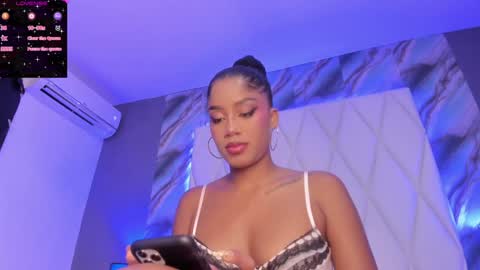  Briana  online show from January 2025 04:24:01 PM