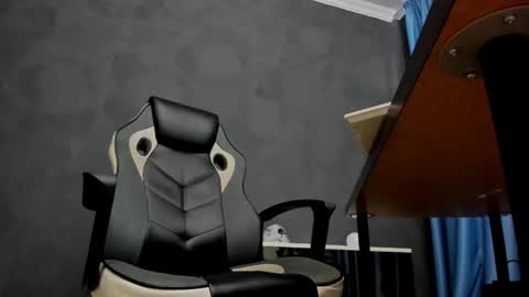 Brian online show from February 2025 09:30:02 AM