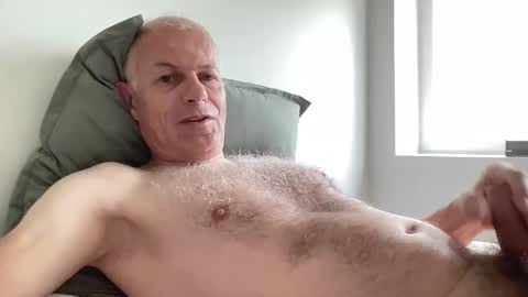 Snapshot of briantimes chatting on May 2026 05:48:02 AM Brian online show from May 2026 05:48:02 AM