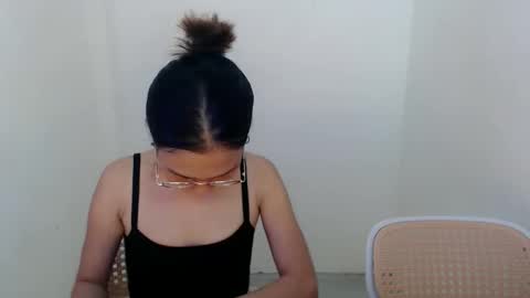 brie_belle online show from January 2025 09:05:01 AM