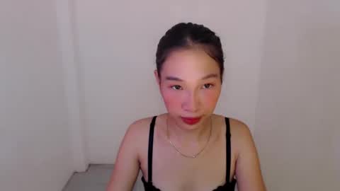 brie_belle online show from January 2025 07:54:01 AM