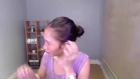 brie_belle online show from February 2025 04:25:01 AM