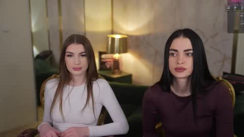 Diamonds Girls online show from December 2025 11:52:01 AM