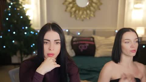 Diamonds Girls online show from December 2025 08:34:02 AM