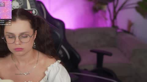 Diamonds Girls online show from May 2026 02:45:02 PM