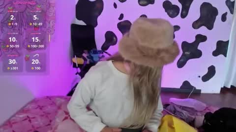 Snapshot of brihanna_cooper chatting on September 2025 01:01:01 PM bri online show from September 2025 01:01:01 PM