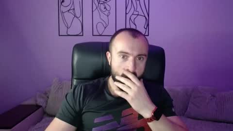 brindlefly69 online show from October 2025 11:20:02 AM