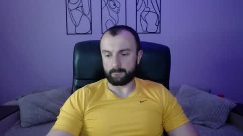 brindlefly69 online show from May 2026 10:23:01 AM