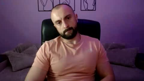 brindlefly69 online show from May 2026 12:11:02 PM