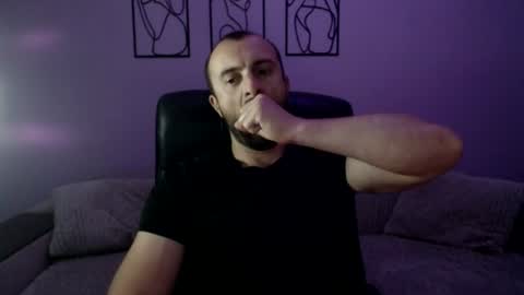 brindlefly69 online show from July 2026 10:40:01 AM