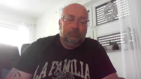 Snapshot of brisco1971 chatting on August 2026 05:10:02 AM Brisco schner Schwanz online show from August 2026 05:10:02 AM