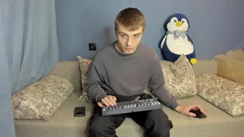 bristlebback online show from April 2026 04:01:01 PM