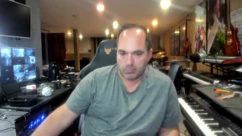 Snapshot of britarella9 chatting on November 2025 09:14:02 AM britarella9 online show from November 2025 09:14:02 AM