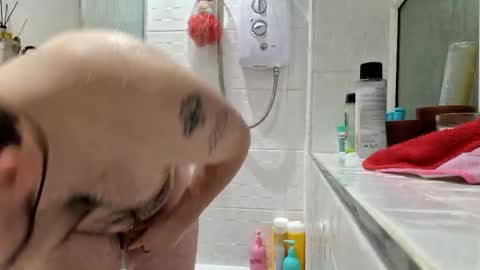 Chubby British Cock online show from December 2024 09:55:02 PM