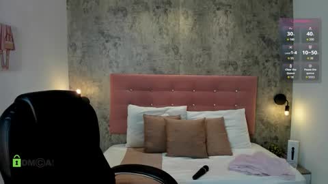 Brithany online show from September 2025 12:54:01 PM