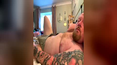 Snapshot of brithishcouple chatting on June 2026 05:19:02 PM Tinypaul7 online show from June 2026 05:19:02 PM