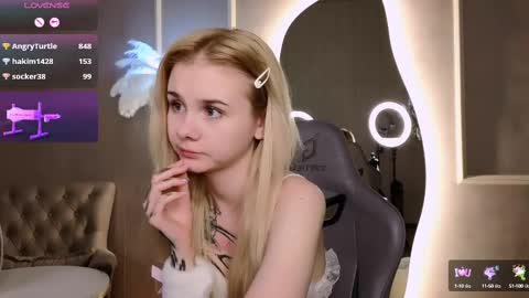 Britney online show from March 2025 12:37:01 AM