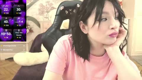 Snapshot of britneybarker chatting on March 2026 02:30:02 AM britneybarker online show from March 2026 02:30:02 AM