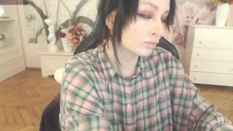 Snapshot of britneybarker chatting on April 2026 08:26:01 PM britneybarker online show from April 2026 08:26:01 PM
