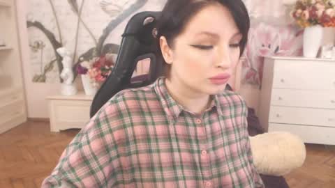 Snapshot of britneybarker chatting on April 2026 02:42:02 AM britneybarker online show from April 2026 02:42:02 AM