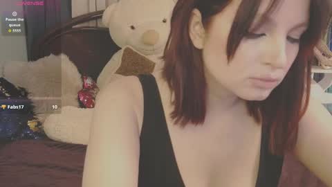 Snapshot of britneybarker chatting on May 2026 07:39:02 AM britneybarker online show from May 2026 07:39:02 AM