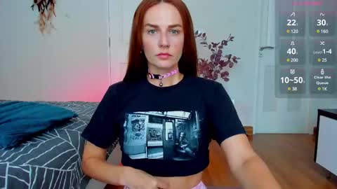 Snapshot of britneyhall chatting on February 2025 07:04:02 AM britneyhall online show from February 2025 07:04:02 AM