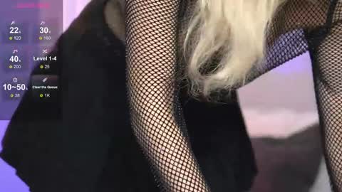 Snapshot of britneyhudson chatting on January 2025 04:49:02 AM britneyhudson online show from January 2025 04:49:02 AM