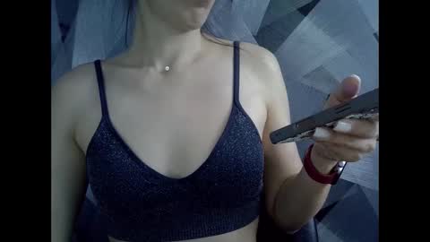 Snapshot of britneyxkittens chatting on November 2025 08:25:02 AM BritneyxKittens online show from November 2025 08:25:02 AM