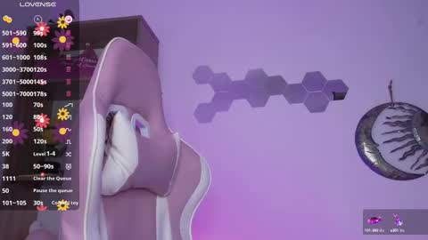 Snapshot of britt_grey chatting on February 2025 07:11:02 AM britt grey online show from February 2025 07:11:02 AM