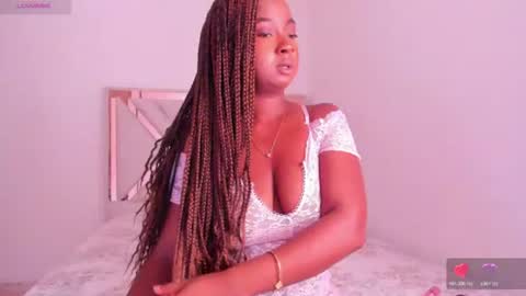 brittany 25 years old  happy as a worm  online show from July 2026 07:03:01 AM