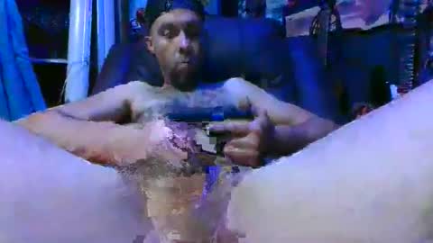 Snapshot of britzchris chatting on November 2025 06:48:02 PM britzchris online show from November 2025 06:48:02 PM