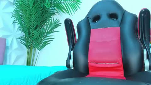 BRIYIT     online show from January 2025 05:59:02 AM