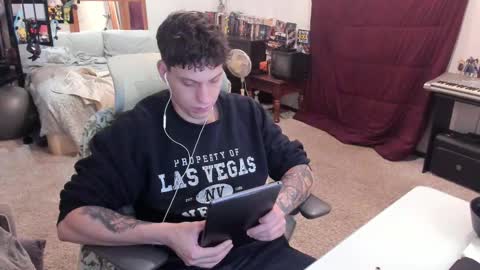 Snapshot of brockleereynolds chatting on September 2025 03:52:02 AM Brock Lee Reynolds online show from September 2025 03:52:02 AM