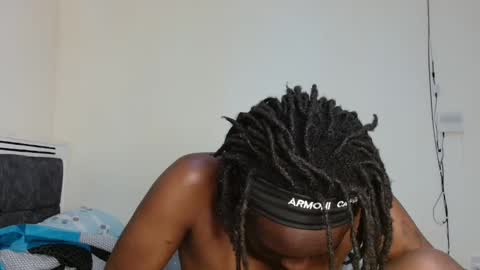 broken_haloo online show from March 2026 06:14:02 PM