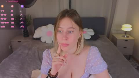 Snapshot of brook1yn_white chatting on December 2024 03:00:02 PM Brook online show from December 2024 03:00:02 PM