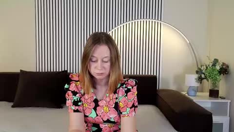 Snapshot of brooke_evans_ chatting on October 2025 12:44:02 PM Brooke online show from October 2025 12:44:02 PM