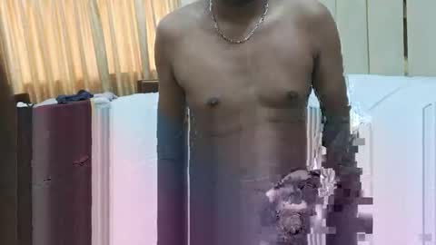 brownguy2505 online show from June 2026 10:17:02 AM