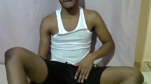 Snapshot of brownguy_ug chatting on December 2025 10:09:02 AM kevin online show from December 2025 10:09:02 AM