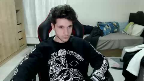 Snapshot of brownhaiir chatting on December 2024 02:55:01 PM brownhaiir online show from December 2024 02:55:01 PM